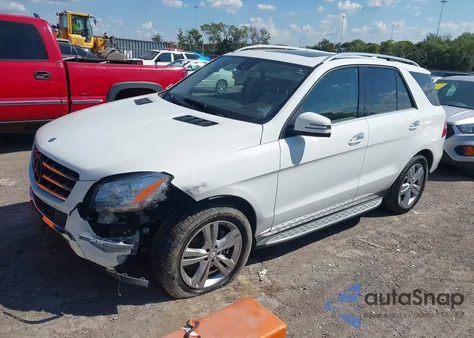 2015 Mercedes-Benz Ml 350 4Matic z USA, uszkodzony, nr VIN 4JGDA5HB9FA496867